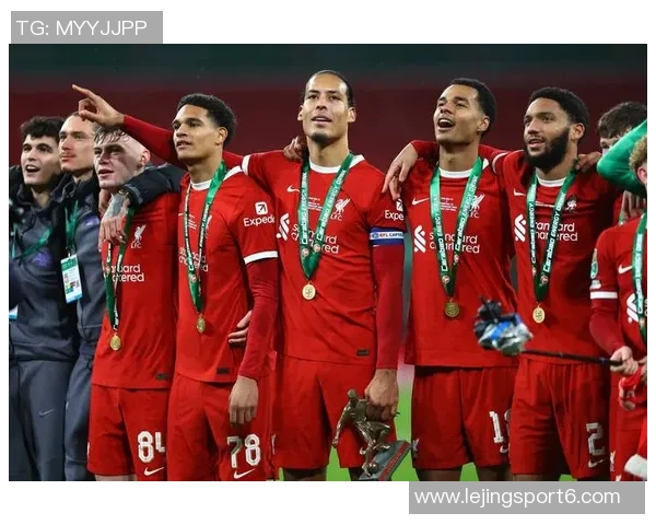 罗马诺透露利物浦与拜仁均关注格伊的真实情况