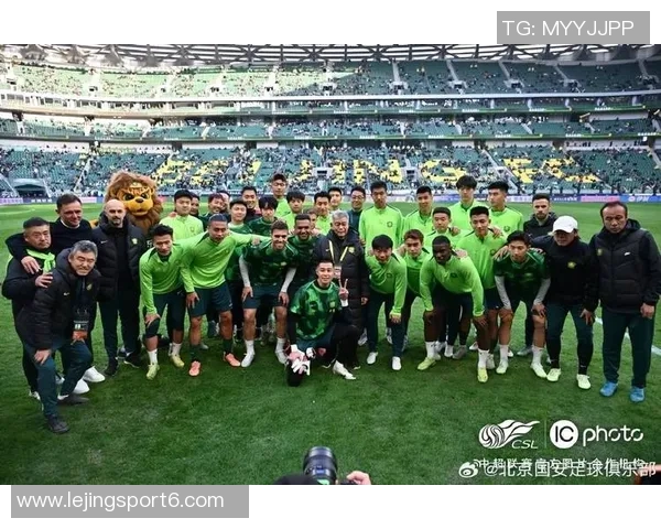 中超联赛第30轮北京国安主场大胜梅州客家展现强劲实力